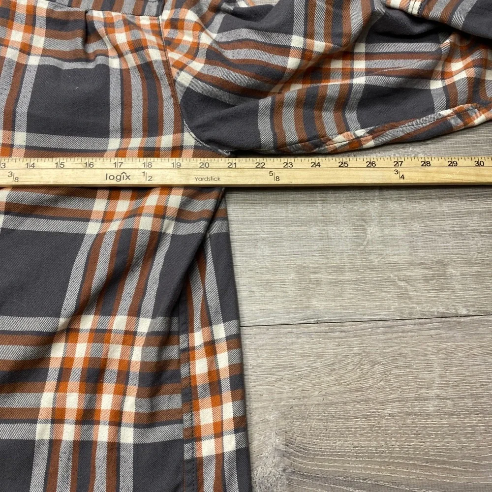 The North Face Button Down Mens L Grey Orange Plaid Flannel Outdoor Shirt